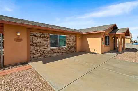 3321 N Apache St, Kingman, AZ 86401 photo 4