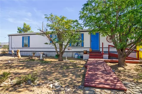 5202 W Brook Dr, Golden Valley, AZ 86413