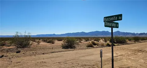 lot062 W A W Shinarump Dr, Golden Valley, AZ 86413