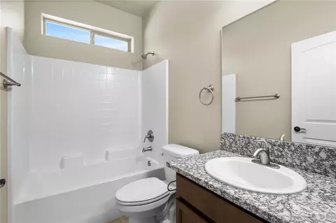 Bath - 3844 E Mcvicar Ave, Kingman, AZ 86409 photo 2 of 2