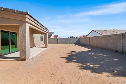 Exterior - 3844 E Mcvicar Ave, Kingman, AZ 86409 photo 5 of 8