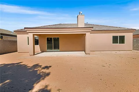 Exterior - 3844 E Mcvicar Ave, Kingman, AZ 86409 photo 7 of 8