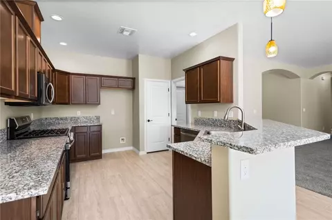Kitchen - 3844 E Mcvicar Ave, Kingman, AZ 86409 photo 1 of 3