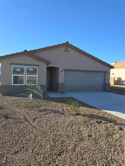 4585 S Ghostflower Pass, Fort Mohave, AZ 86426