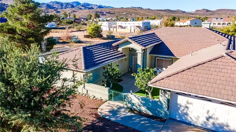 2207 E Greasewood Dr, Kingman, AZ 86409
