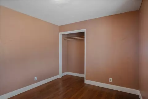Bedroom - 3545 E Oriole Ln, Kingman, AZ 86409 photo 2 of 13