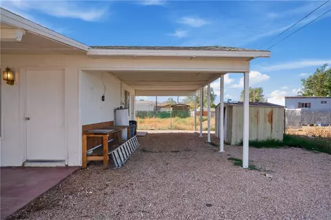 Exterior - 3545 E Oriole Ln, Kingman, AZ 86409 photo 6 of 6