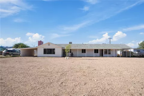 3545 E Oriole Ln, Kingman, AZ 86409