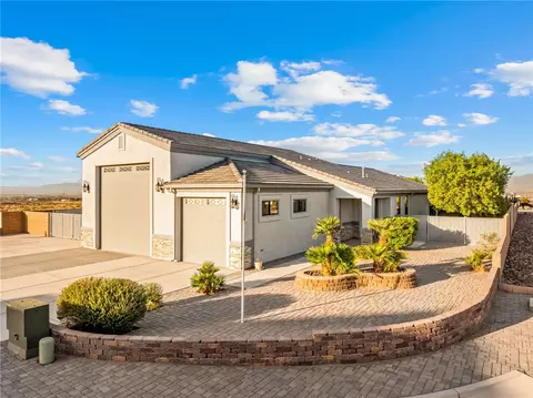 6155 S Ridge Nose Rd, Fort Mohave, AZ 86426