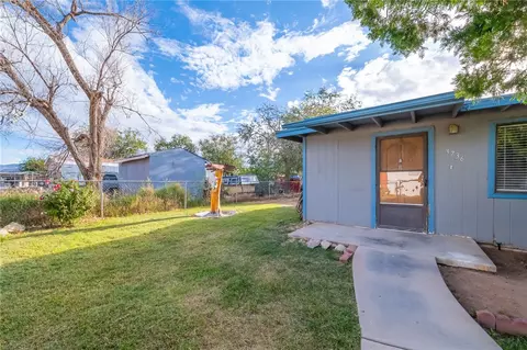 Exterior - 3736 E Canary Ln, Kingman, AZ 86409 photo 6 of 12