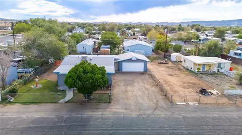View/Area - 3736 E Canary Ln, Kingman, AZ 86409 photo 5 of 10