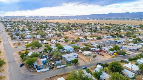 View/Area - 3736 E Canary Ln, Kingman, AZ 86409 photo 3 of 10