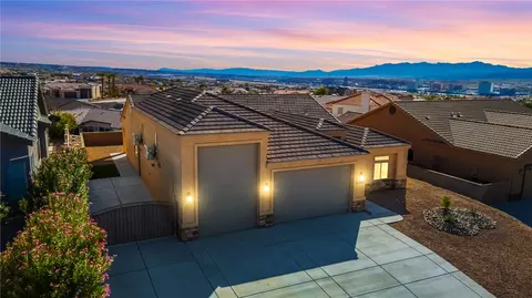2558 Mccormick Blvd, Bullhead City, AZ 86429