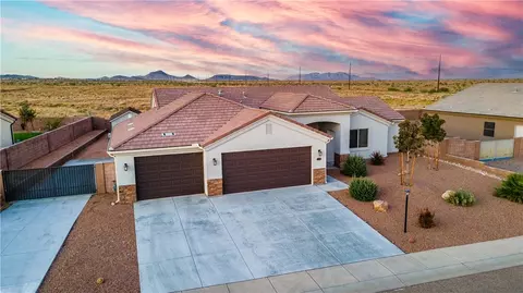 5348 N Canyon Trails Dr, Kingman, AZ 86409