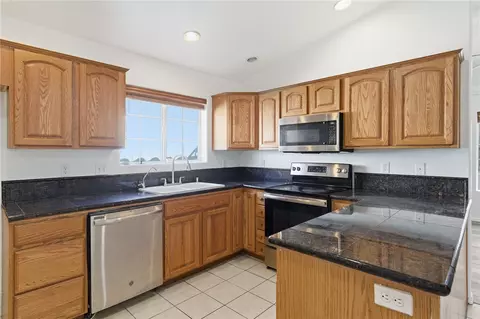 Kitchen - 3021 Mallory Loop, Kingman, AZ 86401 photo 3 of 3