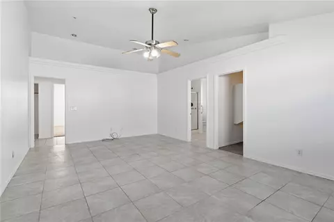 Living - 3021 Mallory Loop, Kingman, AZ 86401 photo 3 of 3