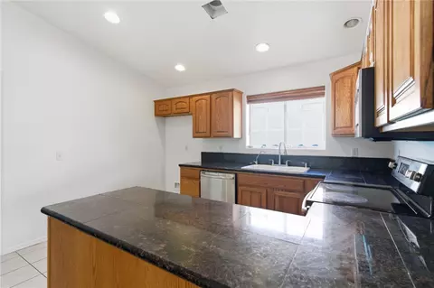 Kitchen - 3021 Mallory Loop, Kingman, AZ 86401 photo 2 of 3