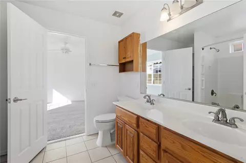 Bath - 3021 Mallory Loop, Kingman, AZ 86401 photo 4 of 4