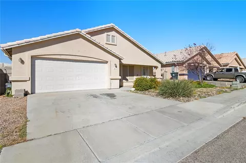 Exterior - 3021 Mallory Loop, Kingman, AZ 86401 photo 2 of 6
