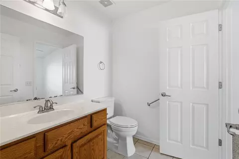 Bath - 3021 Mallory Loop, Kingman, AZ 86401 photo 3 of 4