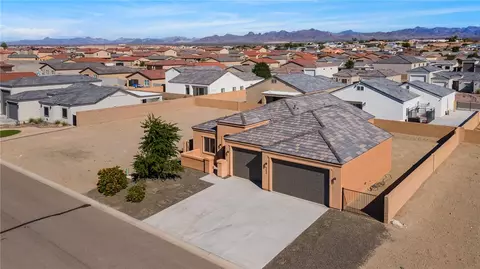 5686 S Palm Rd, Fort Mohave, AZ 86426