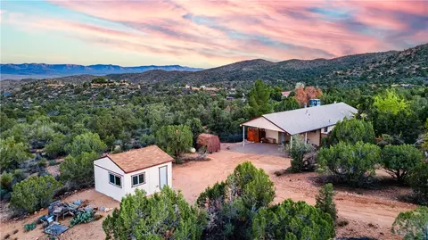 Exterior - 7270 N Pine Valley Dr, Hackberry, AZ 86411 photo 2 of 4