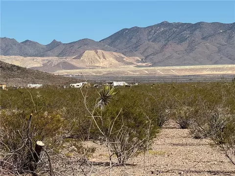 33909081 N Cibola Rd, Golden Valley, AZ 86413