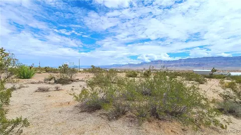 90 E Kolb Dr, Meadview, AZ 86444 photo 6