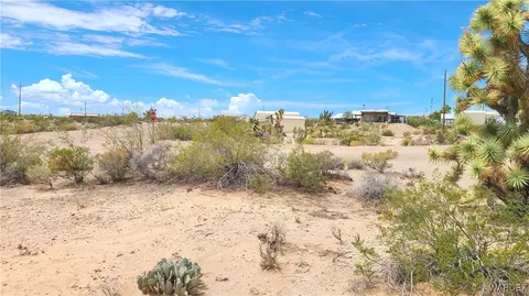 765 E Bishop Dr, Meadview, AZ 86444 photo 14