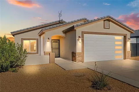 1723 E Sugar Bush Pl, Fort Mohave, AZ 86426
