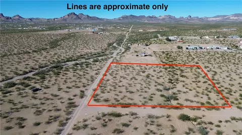 2 20 Ac Redwall Dr, Golden Valley, AZ 86413