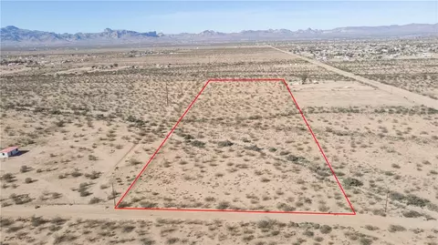 0 N Maverick Rd, Golden Valley, AZ 86413