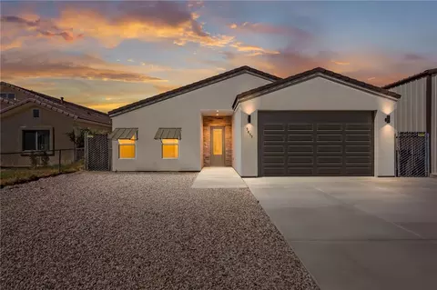 9855 S Kingman Dr, Mohave Valley, AZ 86440