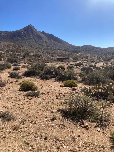 00 0, Kingman, AZ 86401