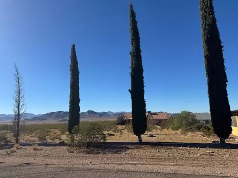 8995 N Lariat Dr, Kingman, AZ 86401