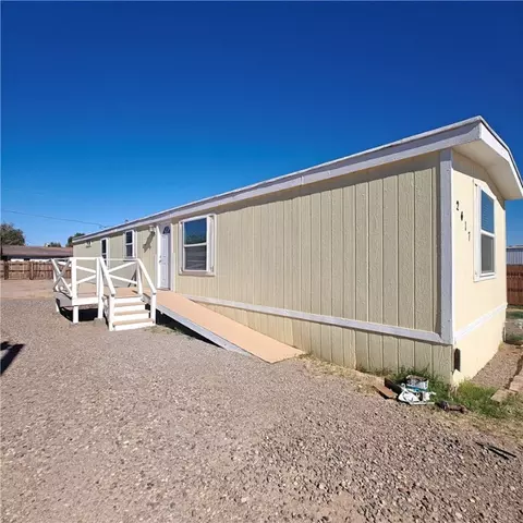 2017 E Maverick Dr, Mohave Valley, AZ 86440