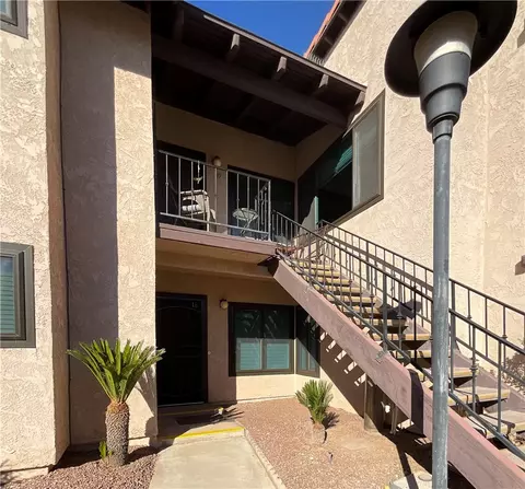 201 Riverfront Dr #18, Bullhead City, AZ 86442