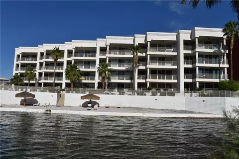 211 Moser Ave #204, Bullhead City, AZ 86429