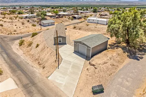 13205 S Waterreed Way, Topock, AZ 86436