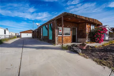 799 Brill Dr, Bullhead City, AZ 86442
