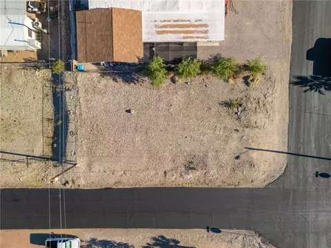 1789 Forest Dr, Bullhead City, AZ 86442