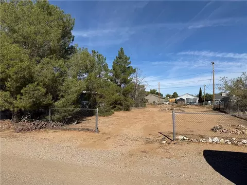 2315 E Suffock Ave, Kingman, AZ 86409 photo 2