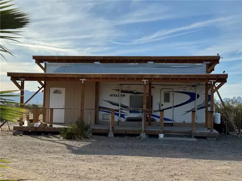 3661 N Amado Rd, Golden Valley, AZ 86413