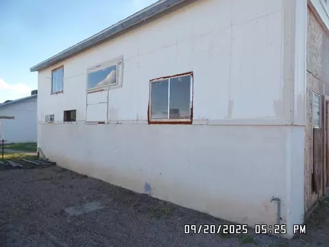 Exterior - 2195 E Suffock Ave, Kingman, AZ 86409 photo 12 of 14