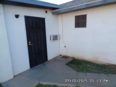 Exterior - 2195 E Suffock Ave, Kingman, AZ 86409 photo 10 of 14