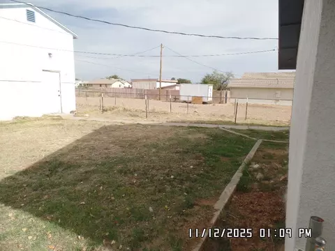 Exterior - 2195 E Suffock Ave, Kingman, AZ 86409 photo 9 of 14