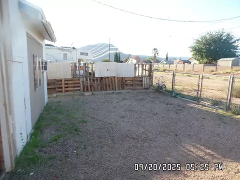 Exterior - 2195 E Suffock Ave, Kingman, AZ 86409 photo 13 of 14