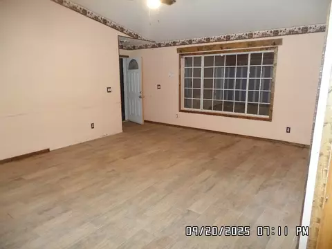 Living - 2195 E Suffock Ave, Kingman, AZ 86409 photo 5 of 5