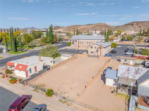 507 E Oak St, Kingman, AZ 86401 photo 4