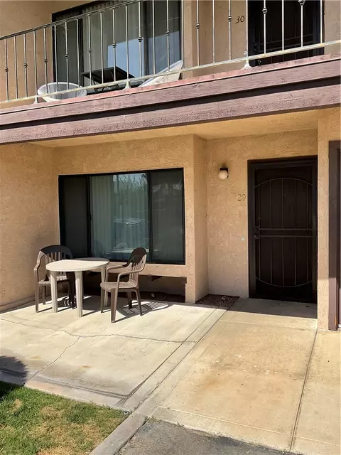 201 Riverfront Dr #29, Bullhead City, AZ 86442